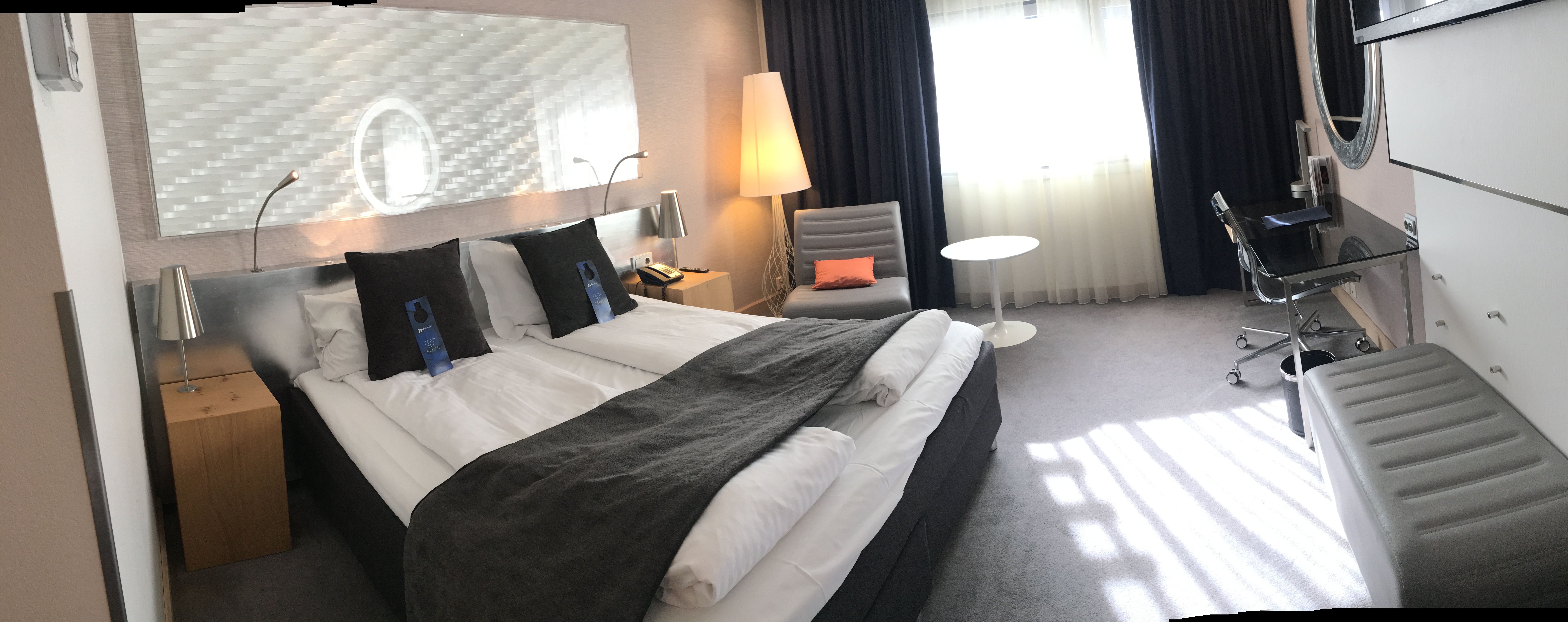 Hotel room in Radisson Blu Oslo - Norway in 3 Days