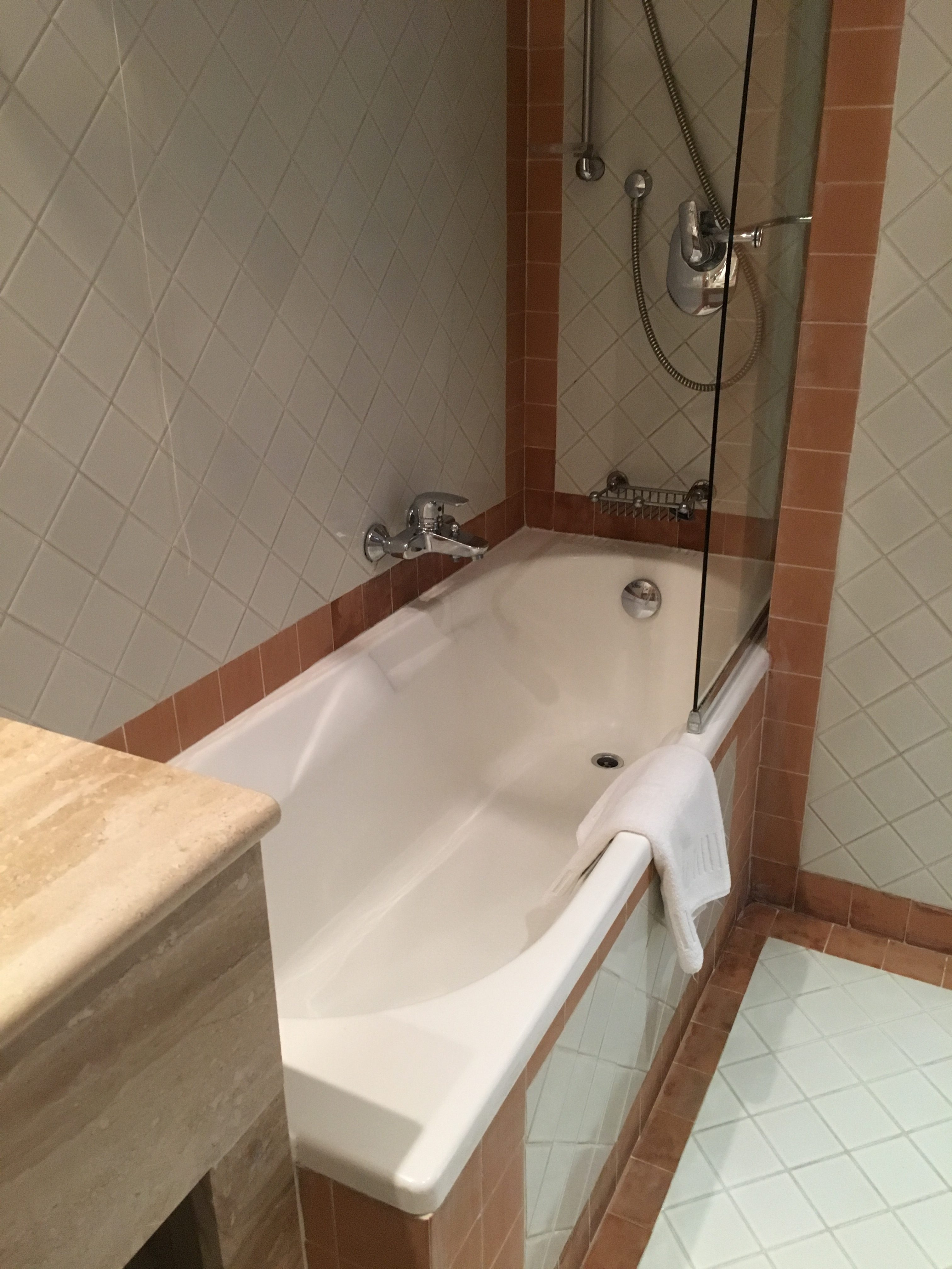 Honeymoon in Sardinia, Grand Hotel Poltu Quatu