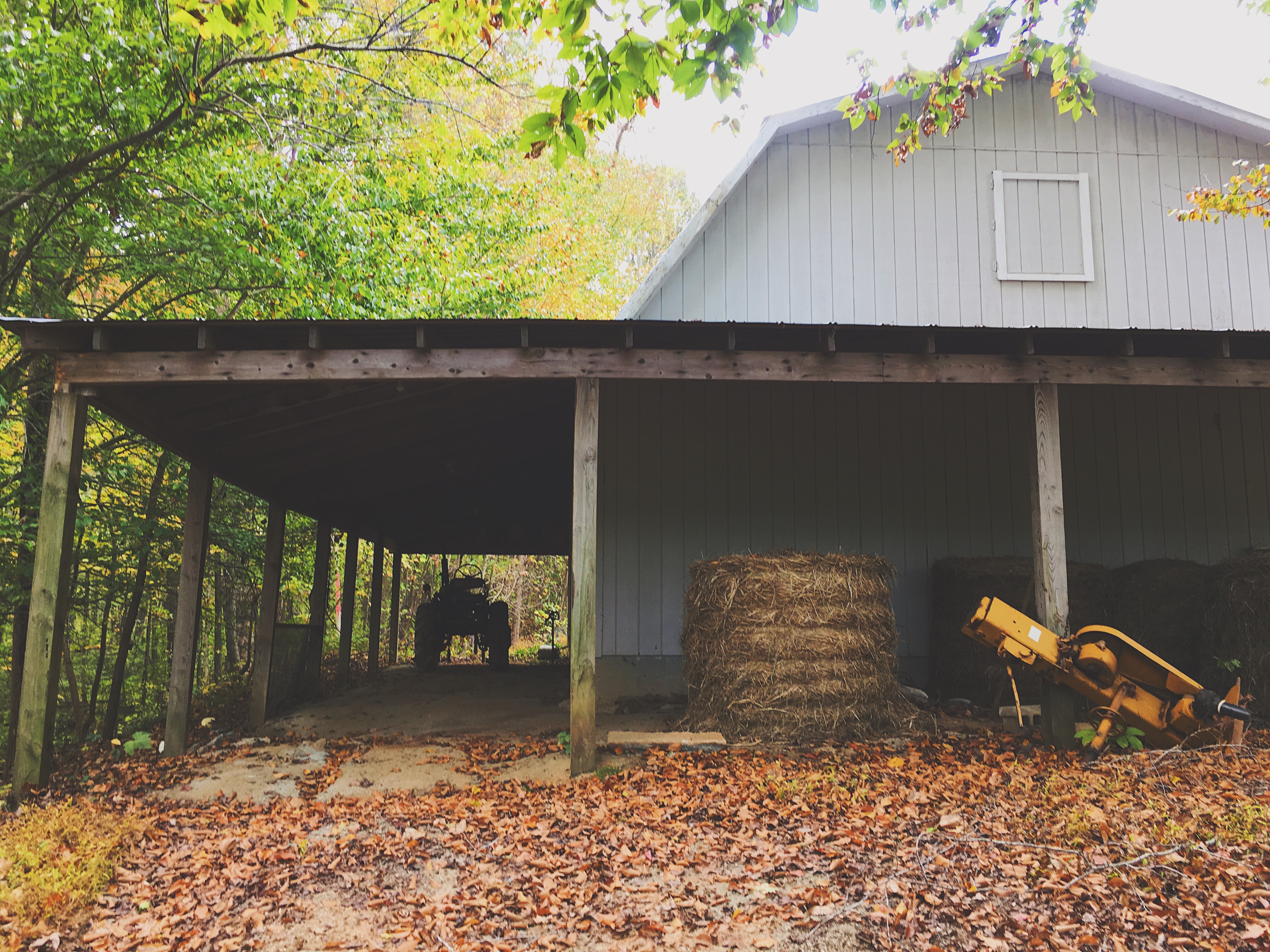 white rustic barn