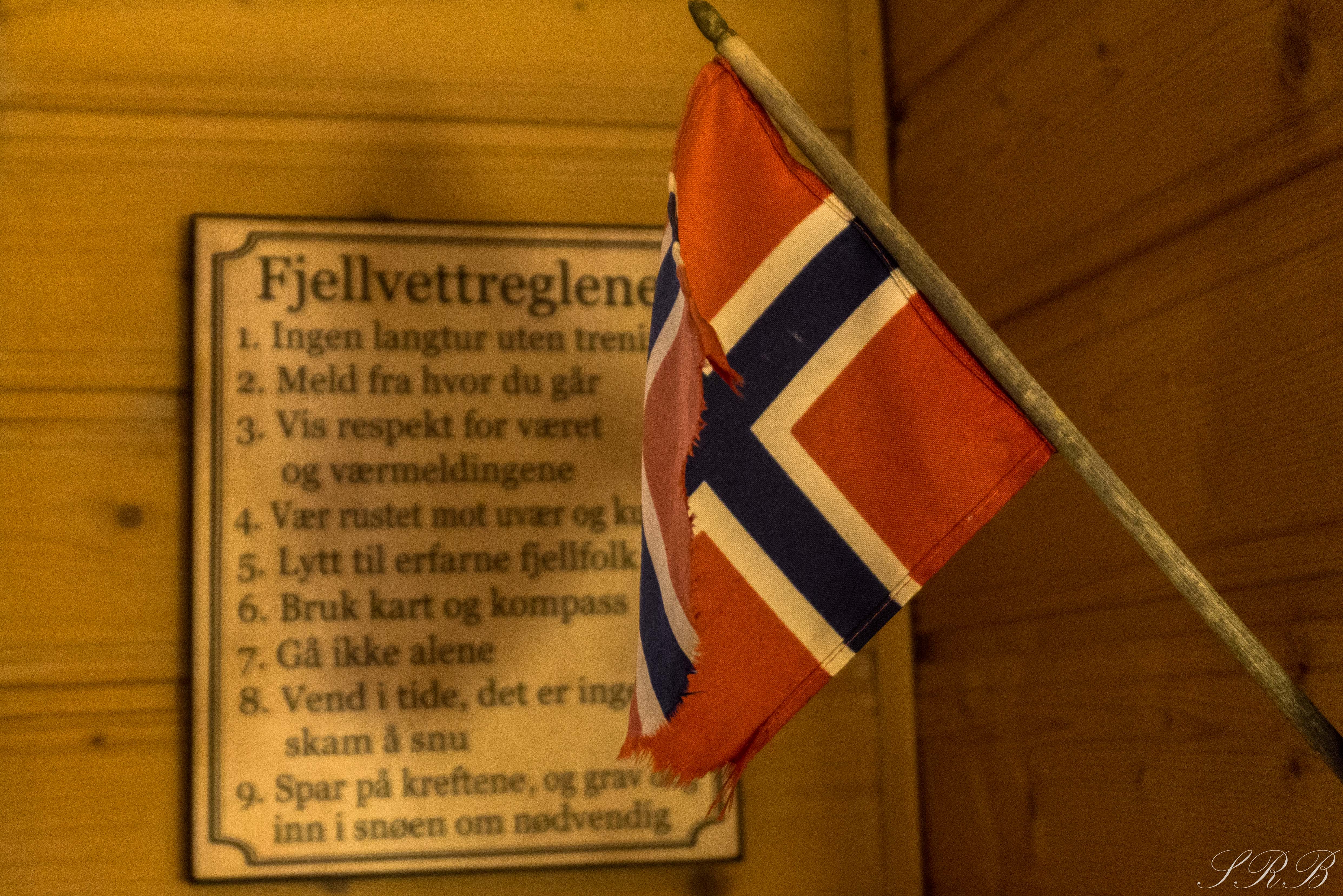 norweigan flag airbnb