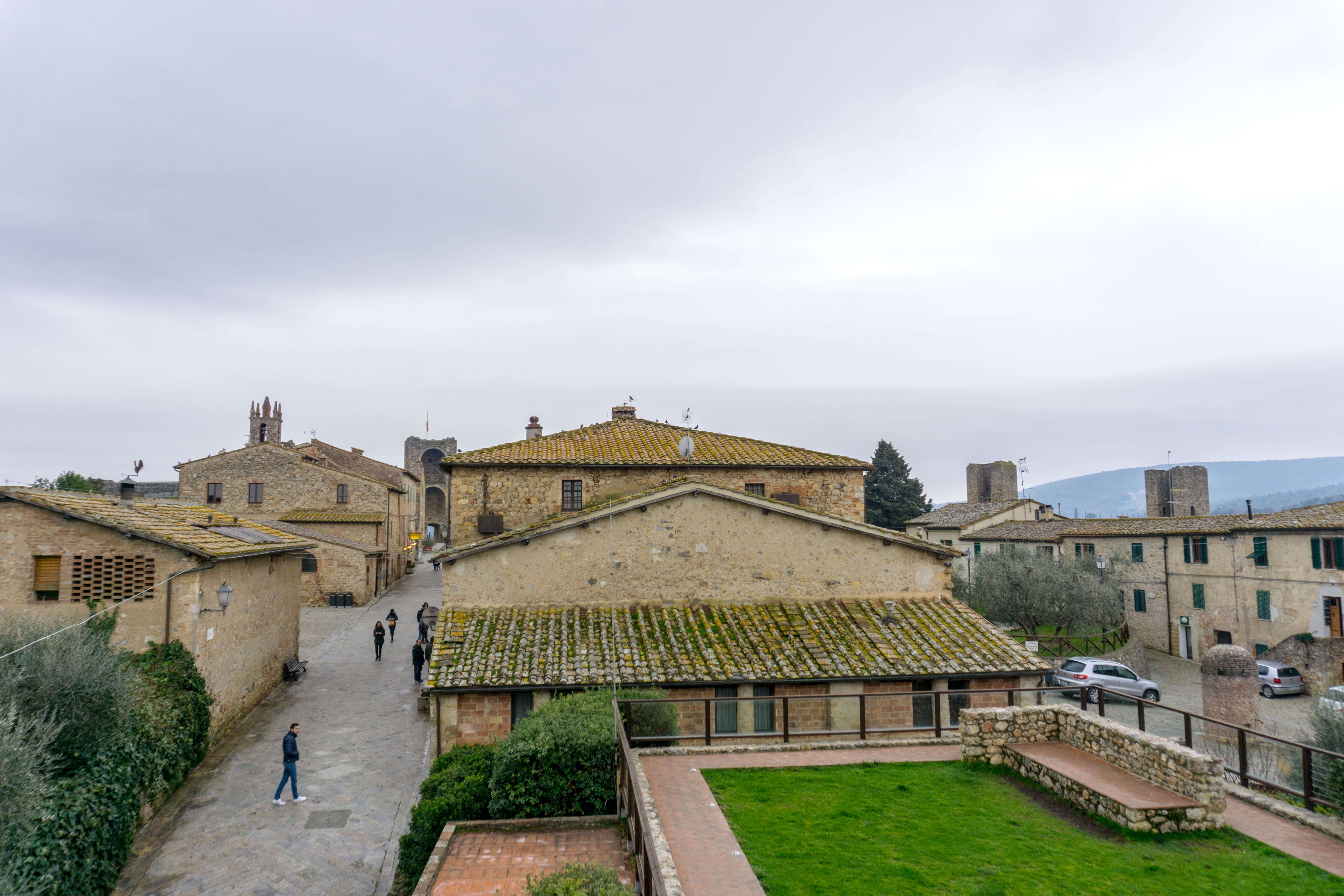 a weekend guide to Tuscany, Monteriggioni