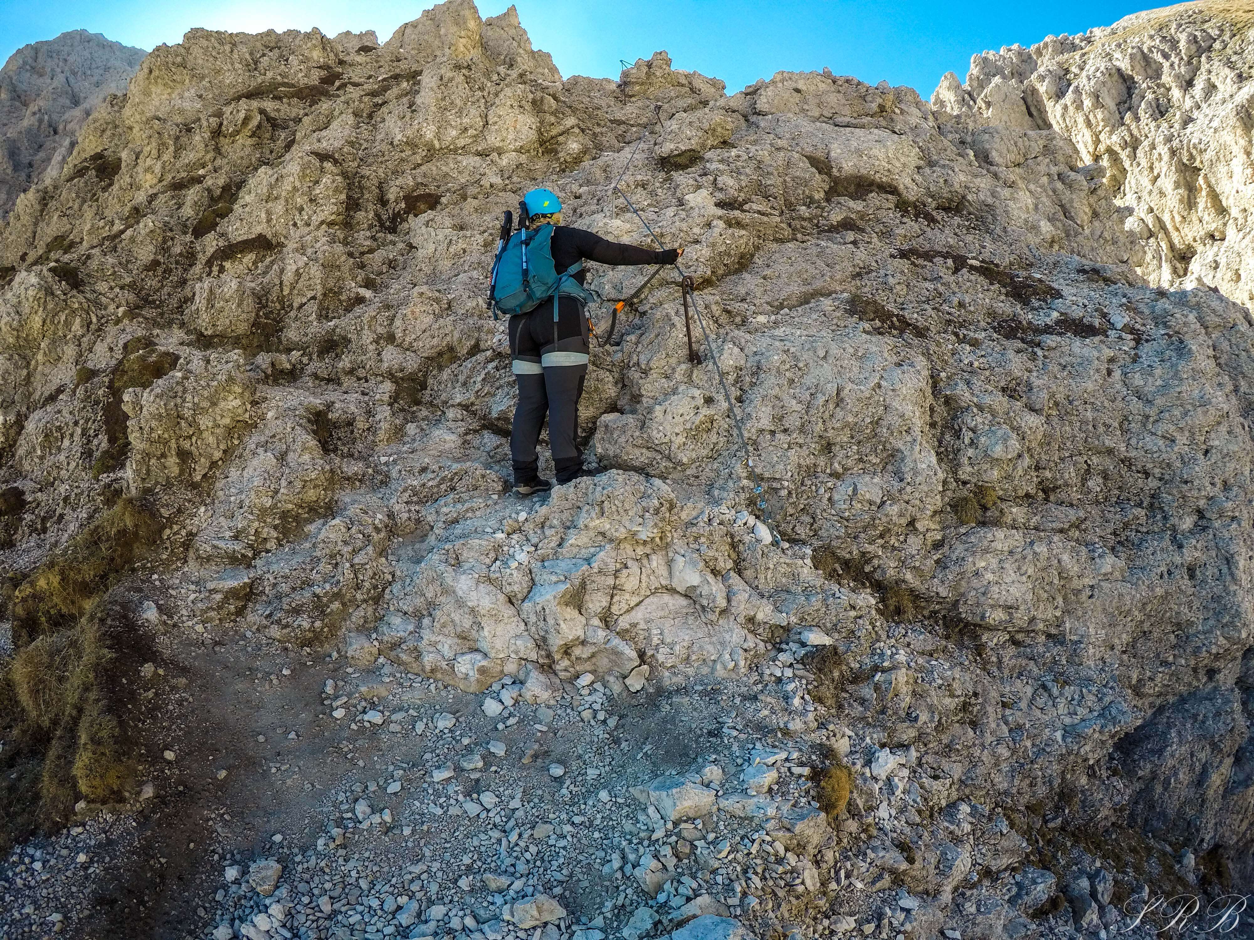 Christmas Gifts for Adventure Travelers