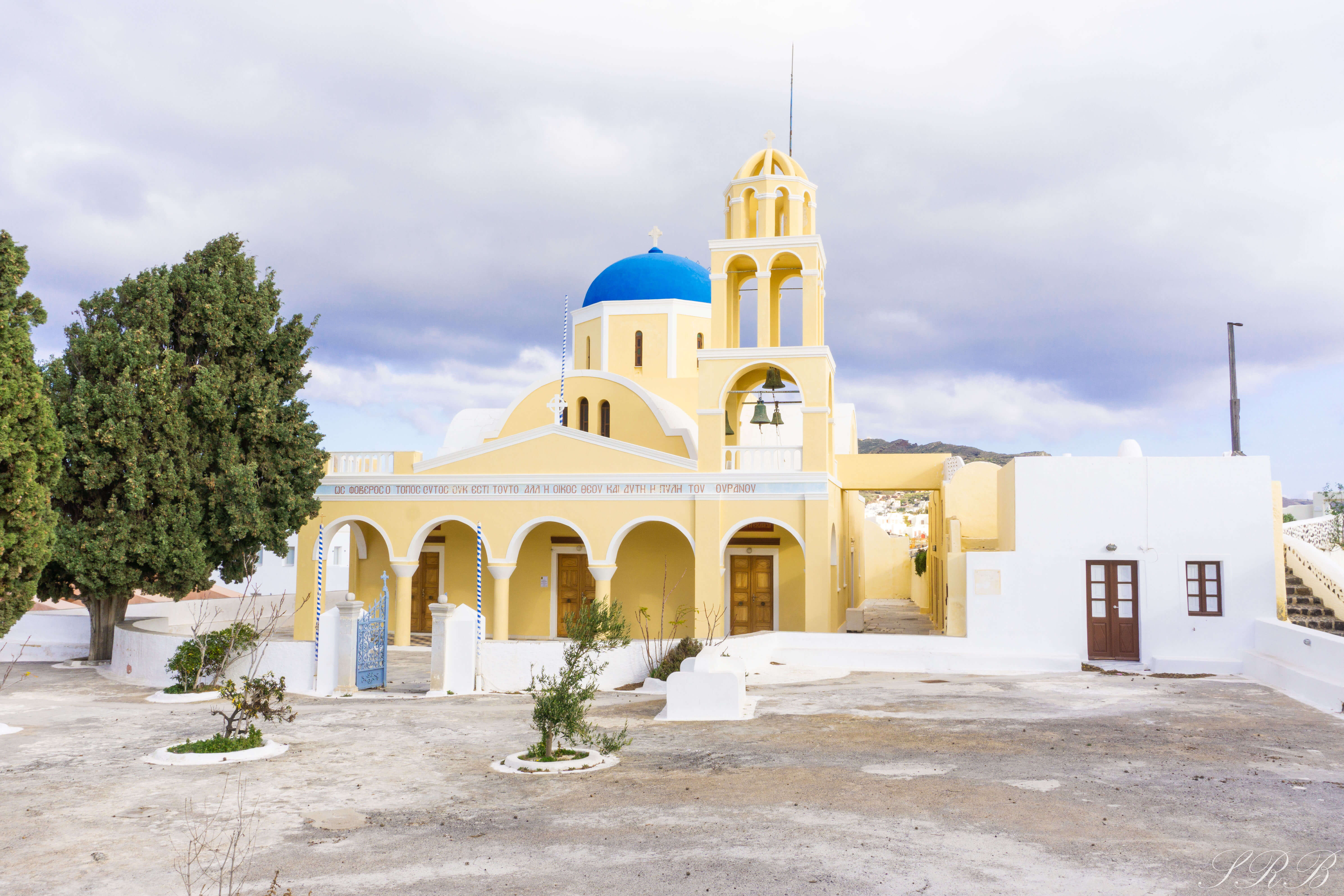 Holidays in Oia Santorini, Saint George Church Oia Greece