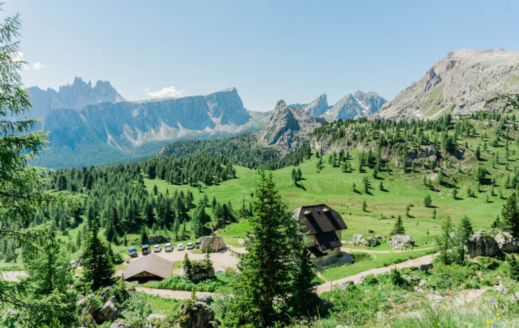 Itinerary for summer hiking in the Dolomites, Cinque Torri