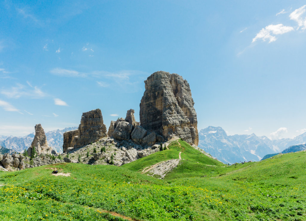 Itinerary for summer hiking in the Dolomites, Cinque Torri