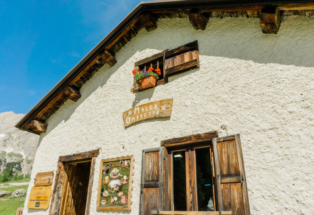 Itinerary for summer hiking, Malga CIapela to Malga Ombretta in the Dolomites