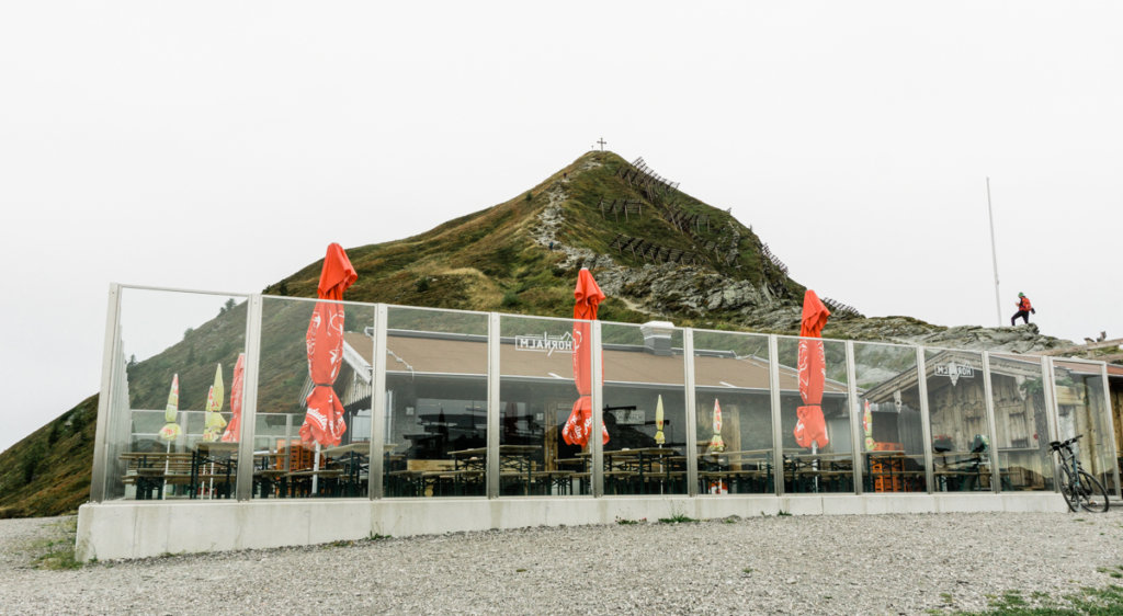 Hornalm restaurant along the Weidersbergerhorn Panorama Path