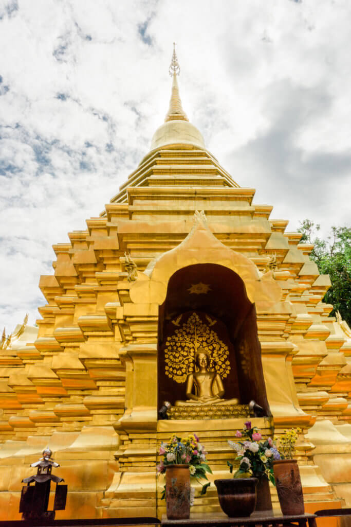 chiang mai temples downtown thailand