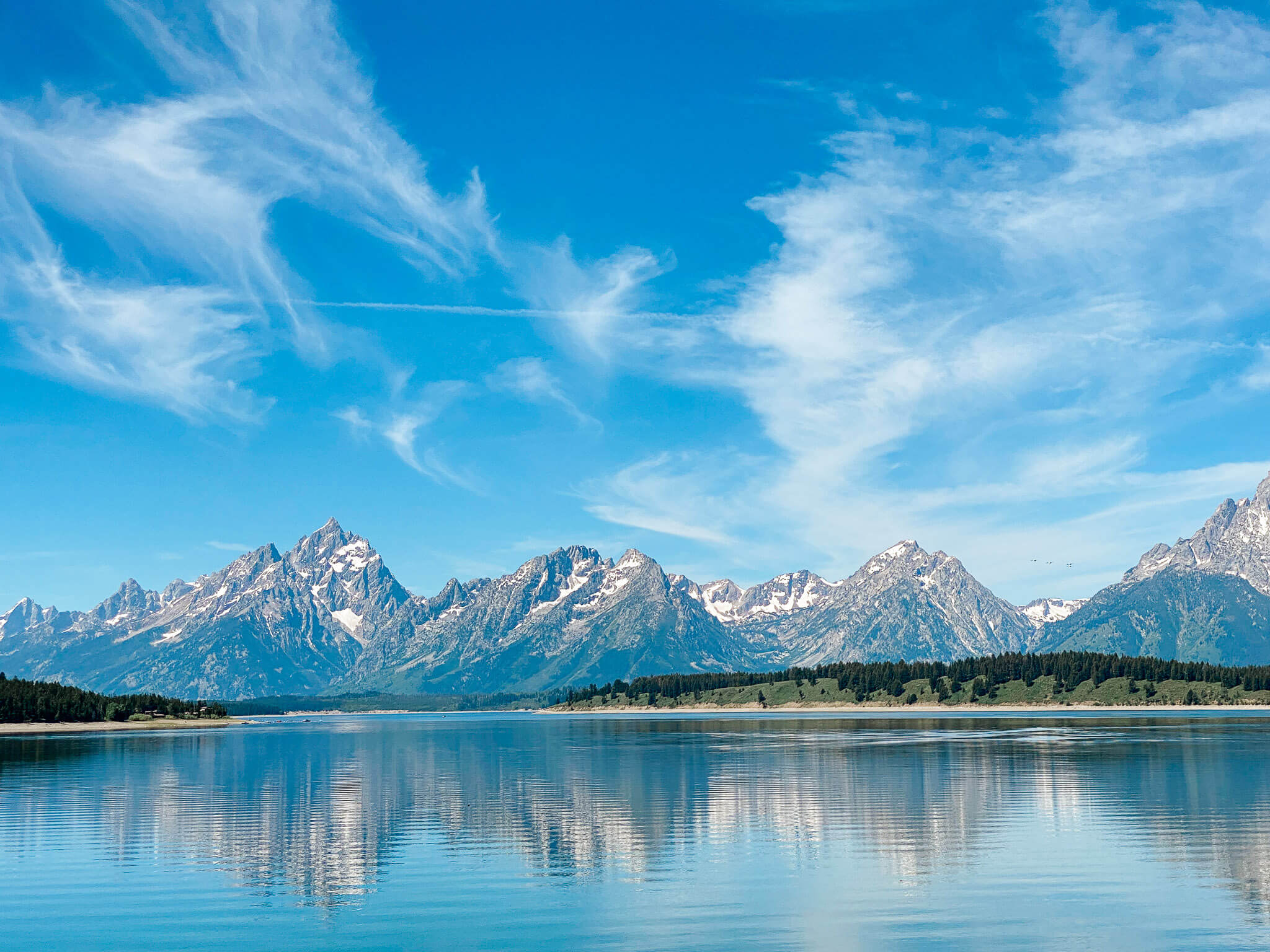 jackson lake, grand teton national park wyoming