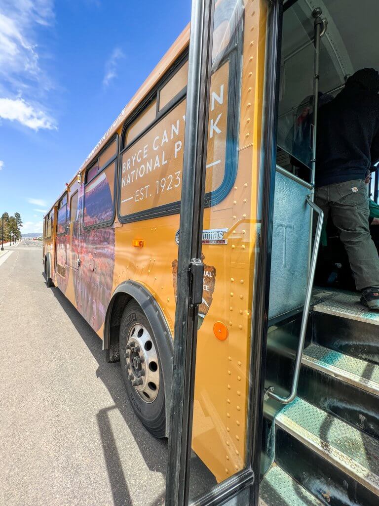 free national park shuttle into bryce canyon national park